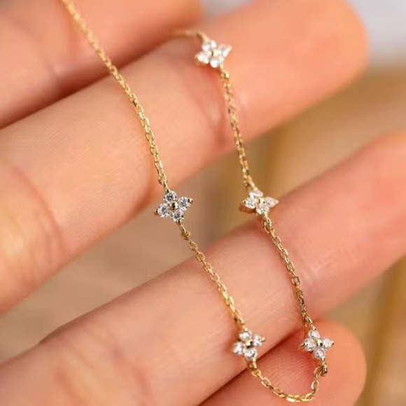 925 Sterling Silver Gold Plated Dainty Gold Hand Chain Bracelet - Picture 5 of 5